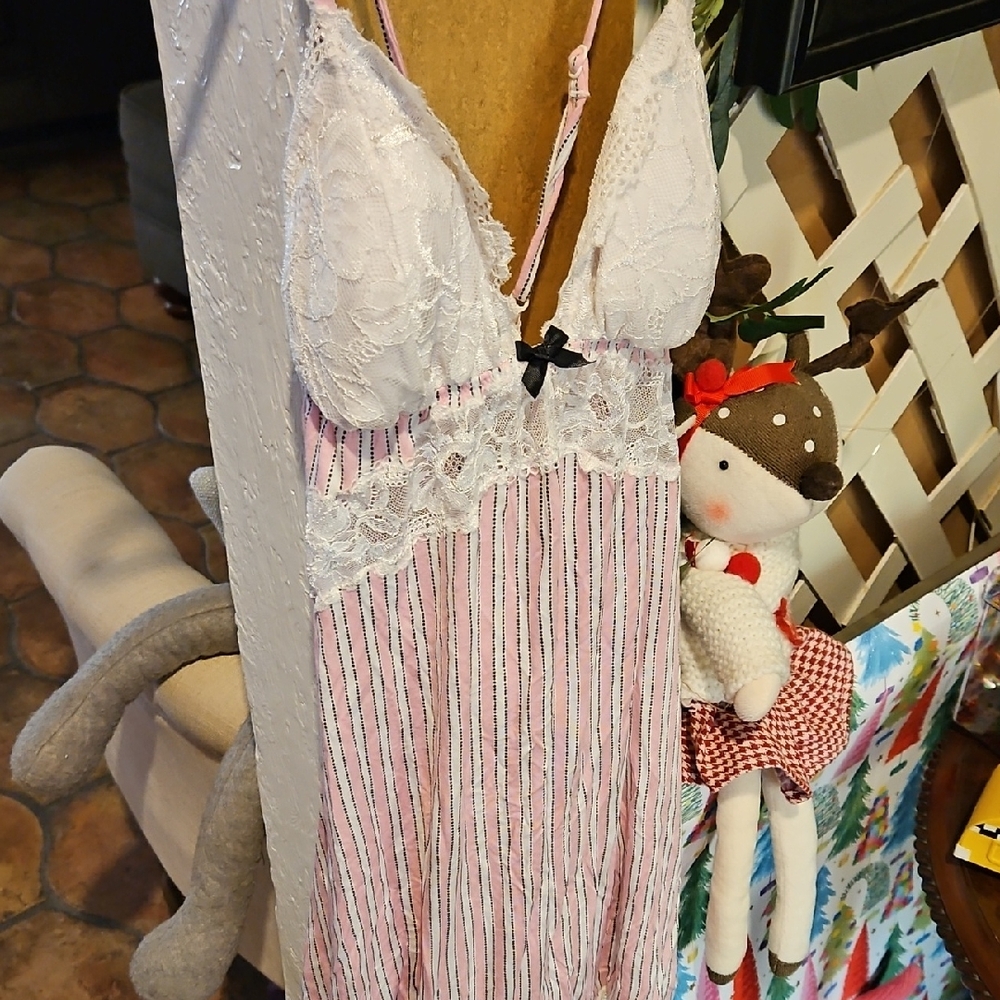 Victorias Secret Sleep Gown